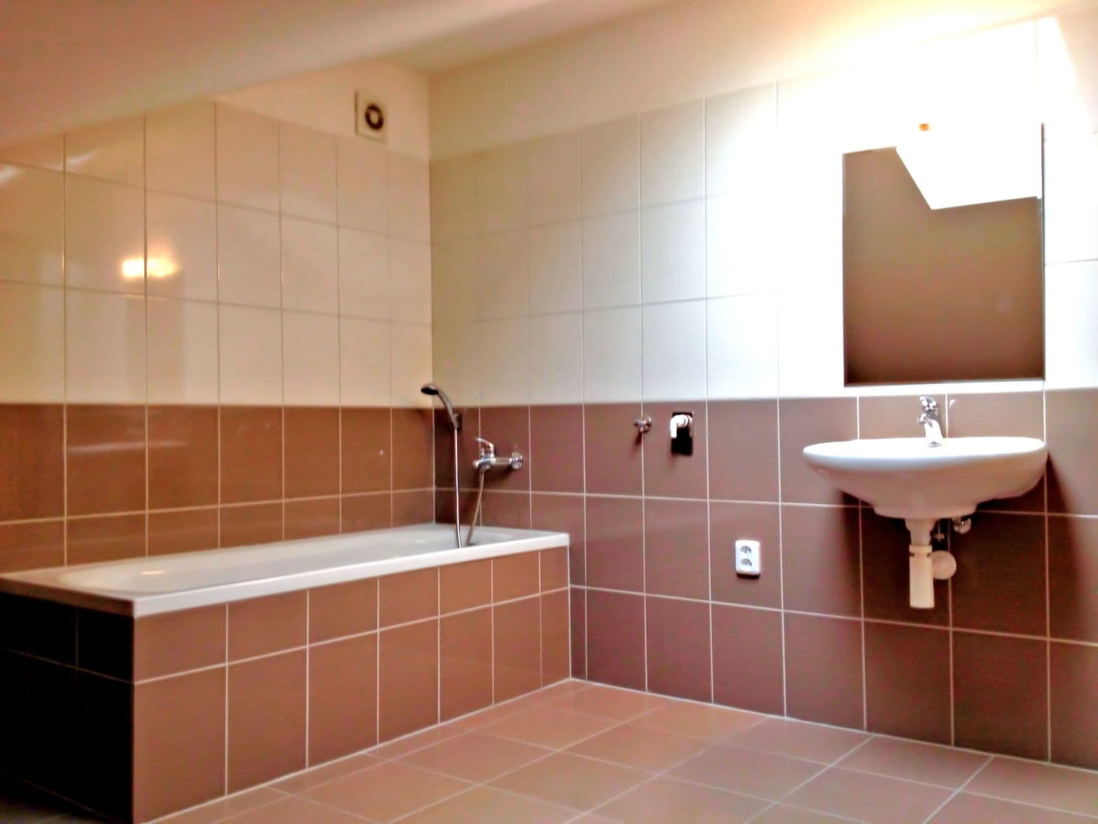 1 bedroom with open-plan kitchen flat to rent, 77 m², Mladých Běchovic, Prague, Prague 1 bedroom with open-plan kitchen flat to rent, 77 m², Mladých Běchovic, Prague, Prague