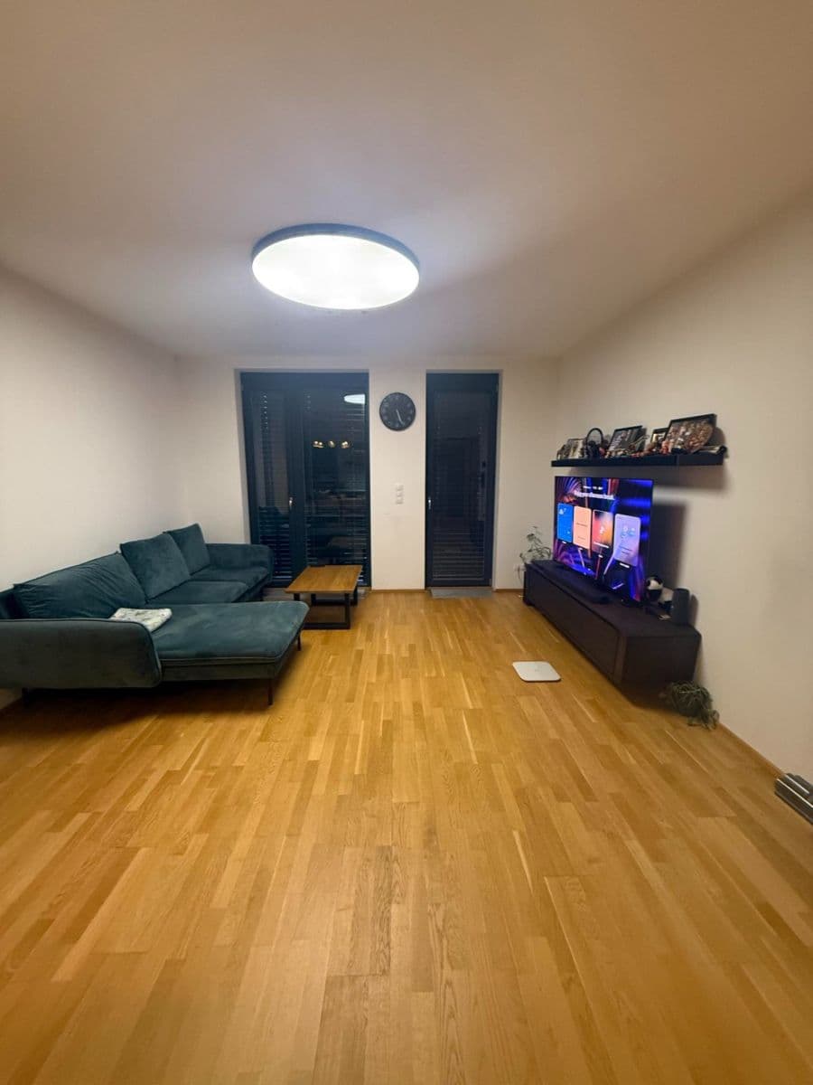 2 bedroom with open-plan kitchen flat to rent, 40 m², Kouteckého, Prague, Prague 2 bedroom with open-plan kitchen flat to rent, 40 m², Kouteckého, Prague, Prague