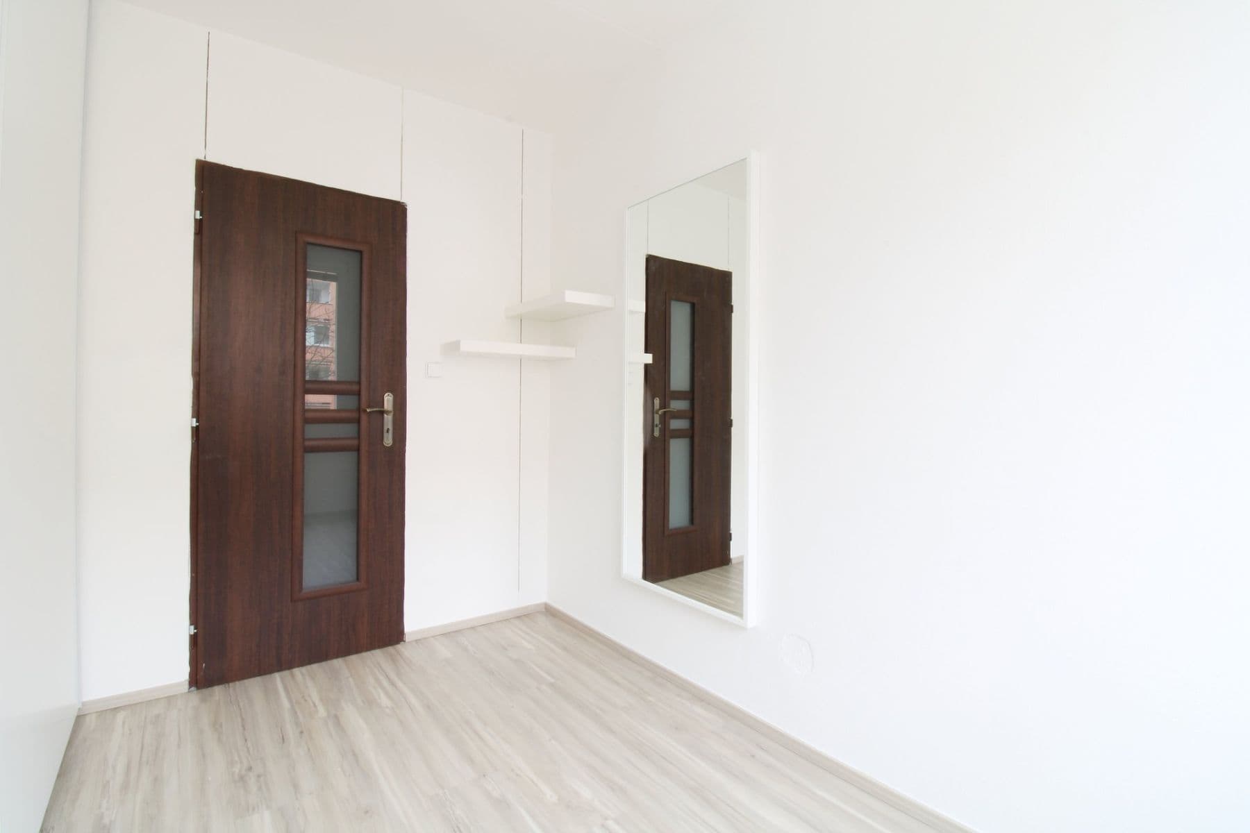 3 bedroom flat to rent, 55 m², Na růžovém poli, Kladno, Středočeský Region 3 bedroom flat to rent, 55 m², Na růžovém poli, Kladno, Středočeský Region