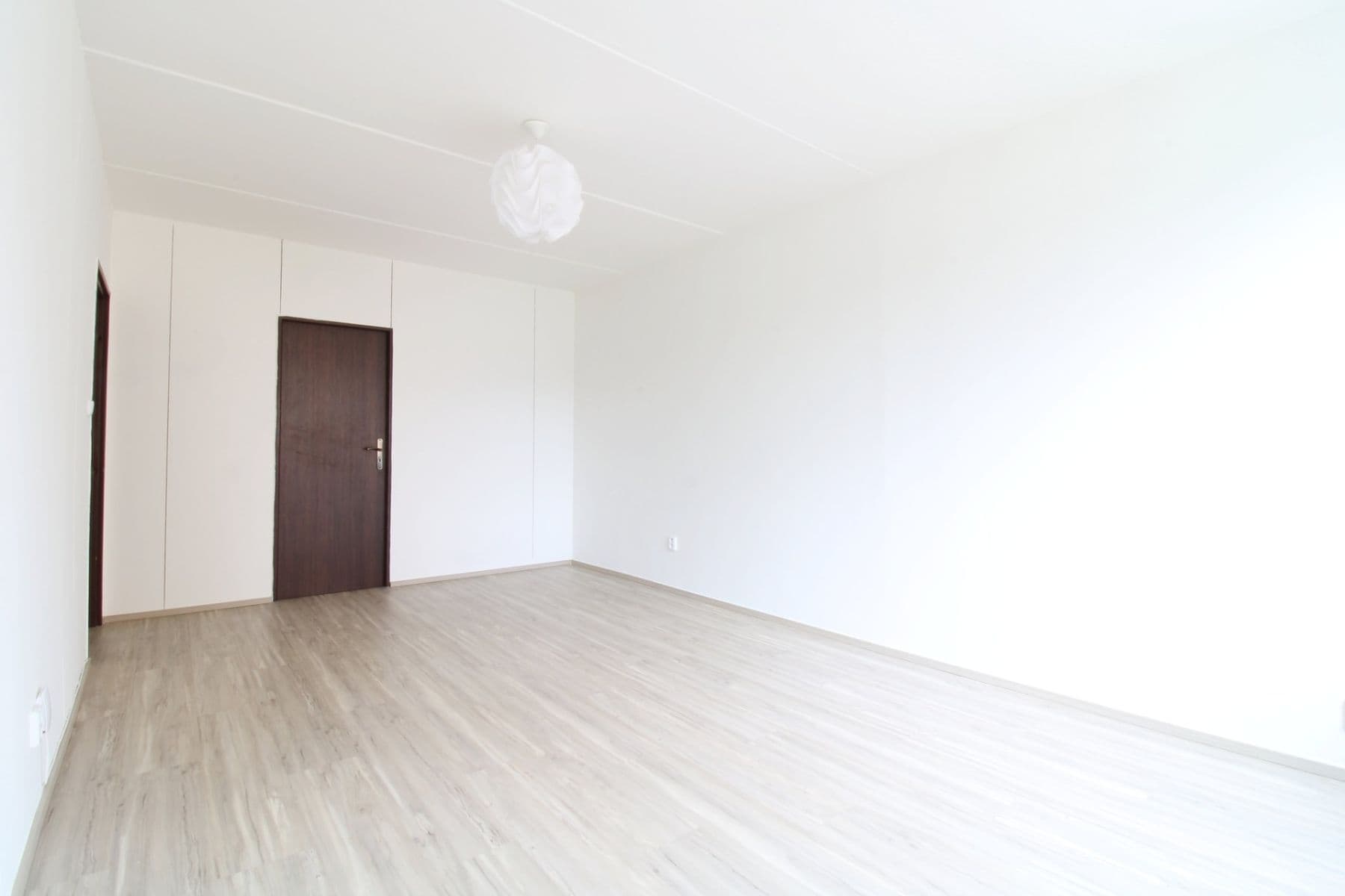 3 bedroom flat to rent, 55 m², Na růžovém poli, Kladno, Středočeský Region 3 bedroom flat to rent, 55 m², Na růžovém poli, Kladno, Středočeský Region