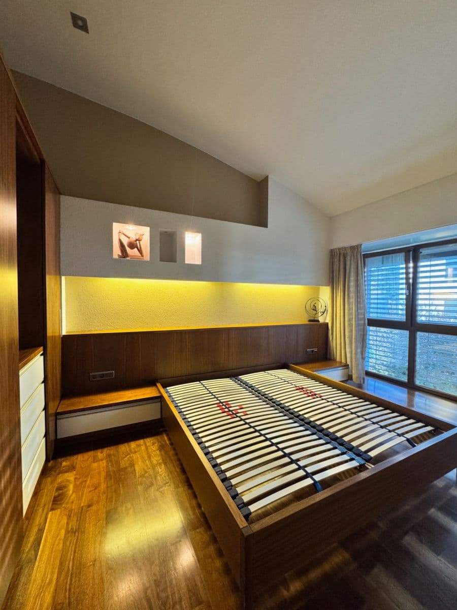 3 bedroom flat to rent, 140 m², Pod Bôrikom, Bratislava - mestská časť Staré Mesto, Bratislavský Region 3 bedroom flat to rent, 140 m², Pod Bôrikom, Bratislava - mestská časť Staré Mesto, Bratislavský Region
