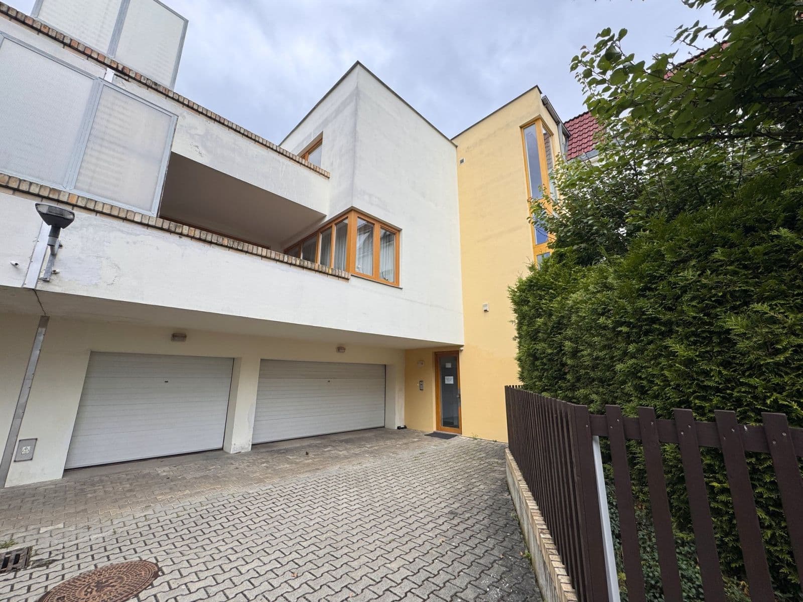 2 bedroom with open-plan kitchen flat to rent, 80 m², Libušská, Prague, Prague 2 bedroom with open-plan kitchen flat to rent, 80 m², Libušská, Prague, Prague