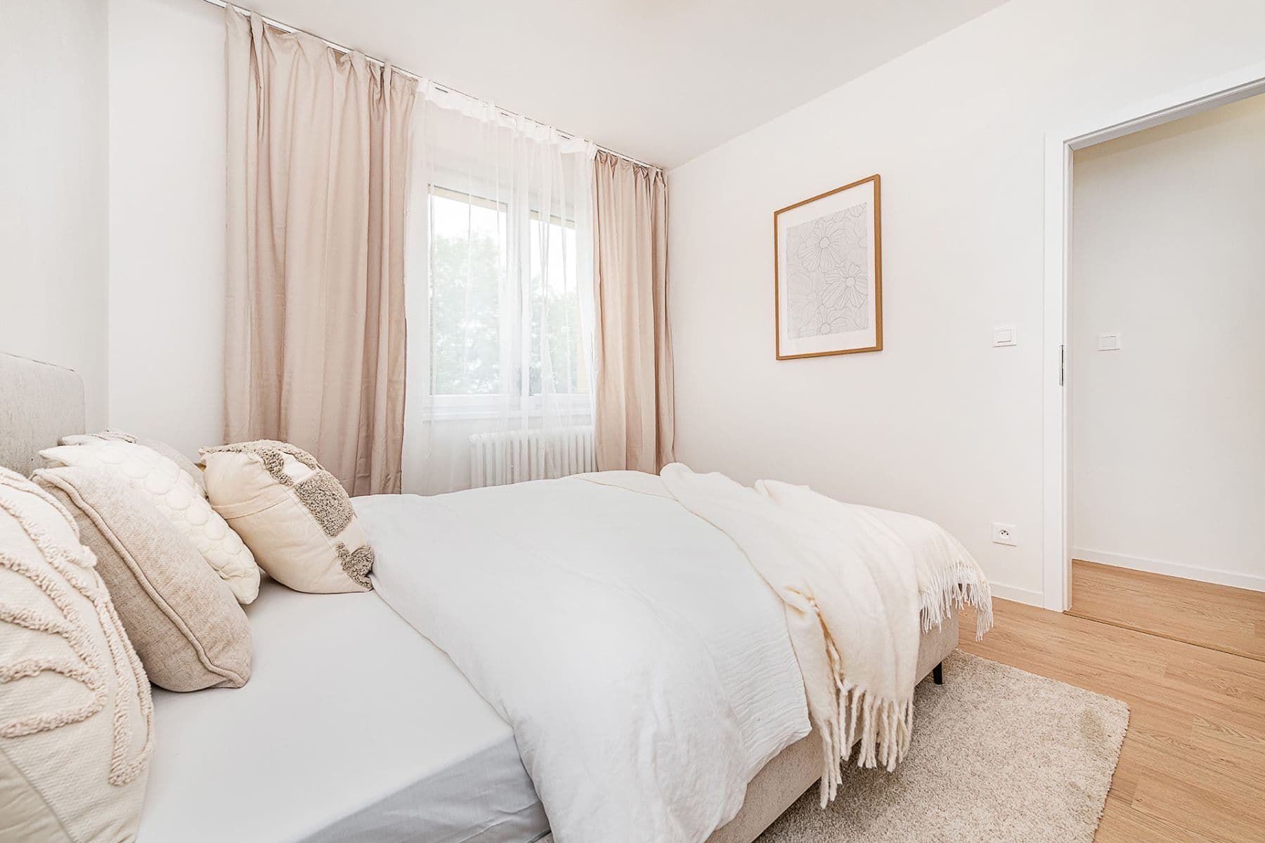 2 bedroom with open-plan kitchen flat for sale, 75 m², Hradeckých, Prague, Prague 2 bedroom with open-plan kitchen flat for sale, 75 m², Hradeckých, Prague, Prague