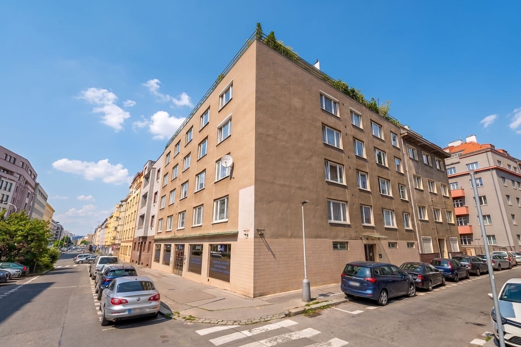 2 bedroom with open-plan kitchen flat for sale, 75 m², Hradeckých, Prague, Prague 2 bedroom with open-plan kitchen flat for sale, 75 m², Hradeckých, Prague, Prague