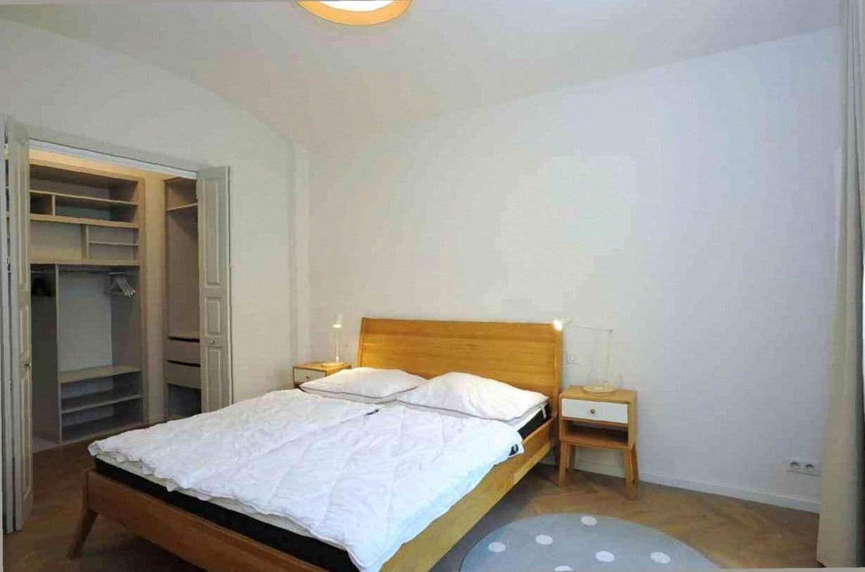 1 bedroom with open-plan kitchen flat to rent, 84 m², Žatecká, Prague, Prague 1 bedroom with open-plan kitchen flat to rent, 84 m², Žatecká, Prague, Prague