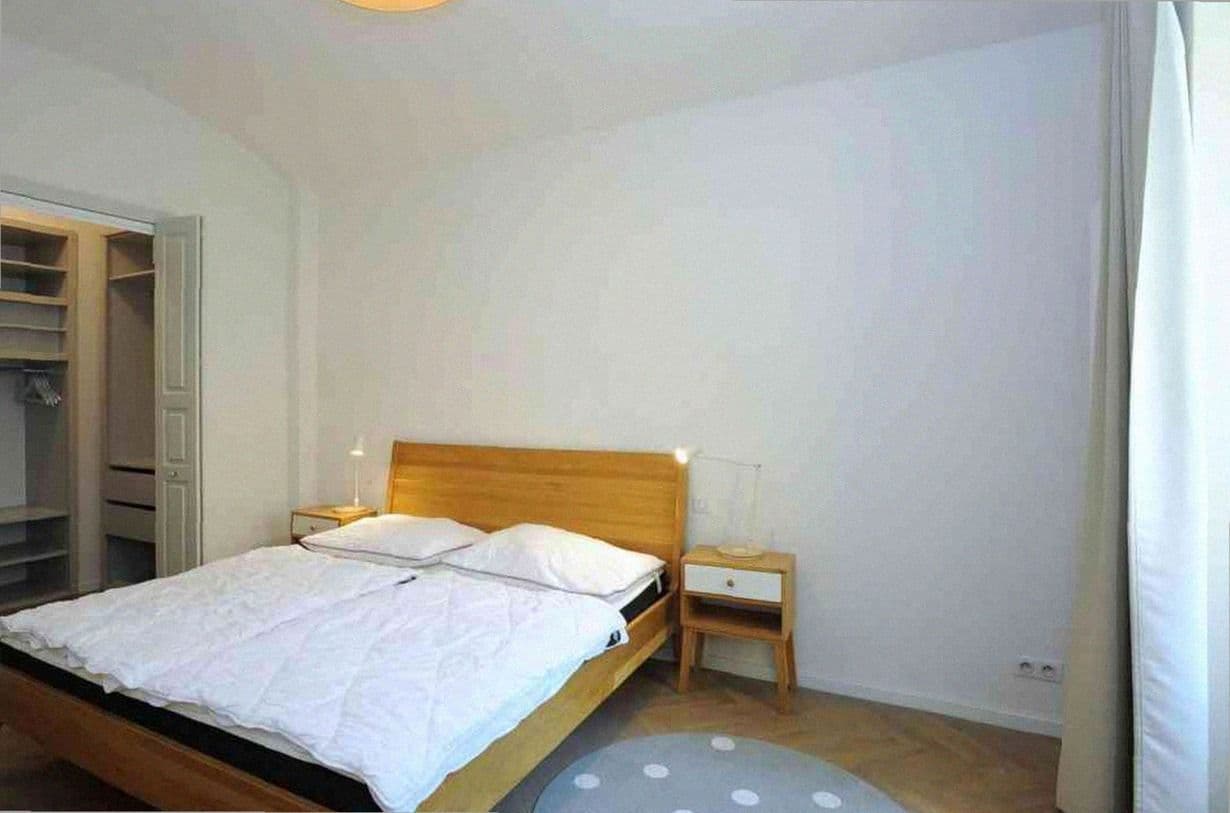 1 bedroom with open-plan kitchen flat to rent, 84 m², Žatecká, Prague, Prague 1 bedroom with open-plan kitchen flat to rent, 84 m², Žatecká, Prague, Prague
