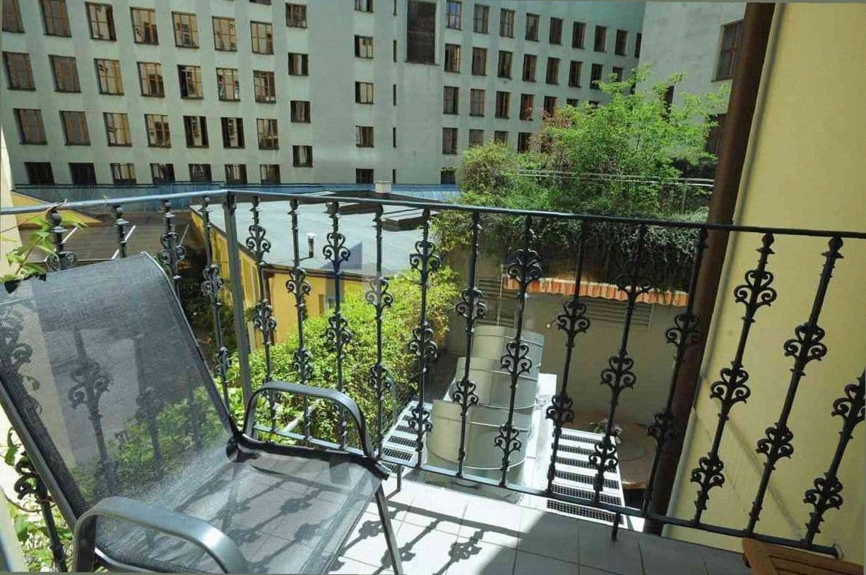 1 bedroom with open-plan kitchen flat to rent, 84 m², Žatecká, Prague, Prague 1 bedroom with open-plan kitchen flat to rent, 84 m², Žatecká, Prague, Prague