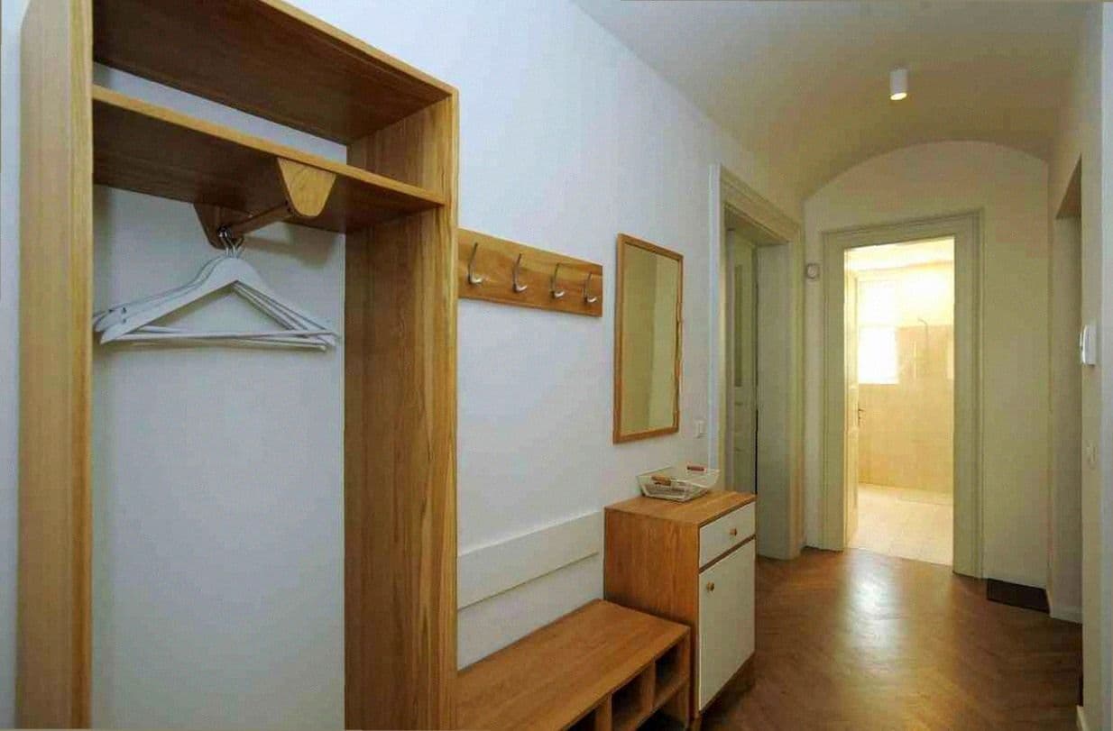 1 bedroom with open-plan kitchen flat to rent, 84 m², Žatecká, Prague, Prague 1 bedroom with open-plan kitchen flat to rent, 84 m², Žatecká, Prague, Prague