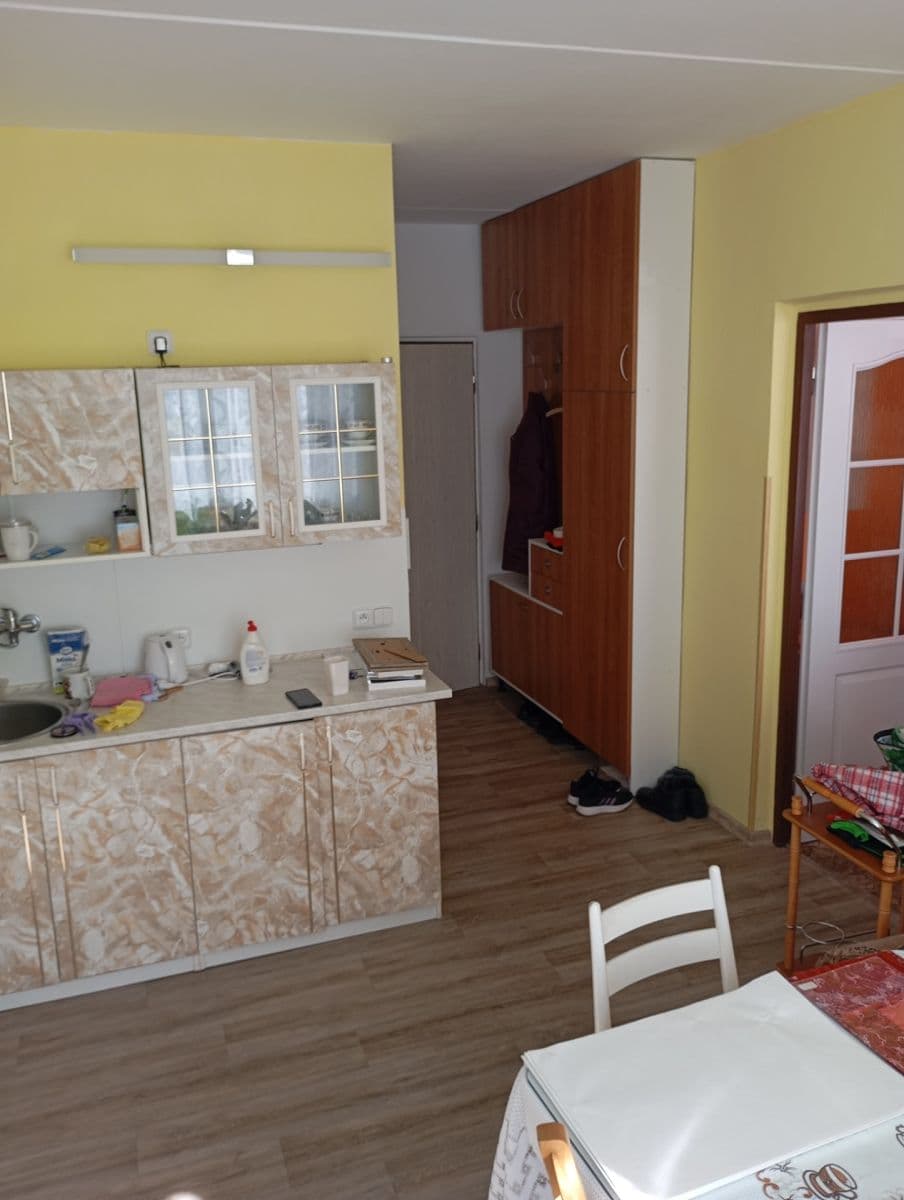 1 bedroom flat to rent, 34 m², Sídliště Míru, Podbořany, Ústecký Region 1 bedroom flat to rent, 34 m², Sídliště Míru, Podbořany, Ústecký Region