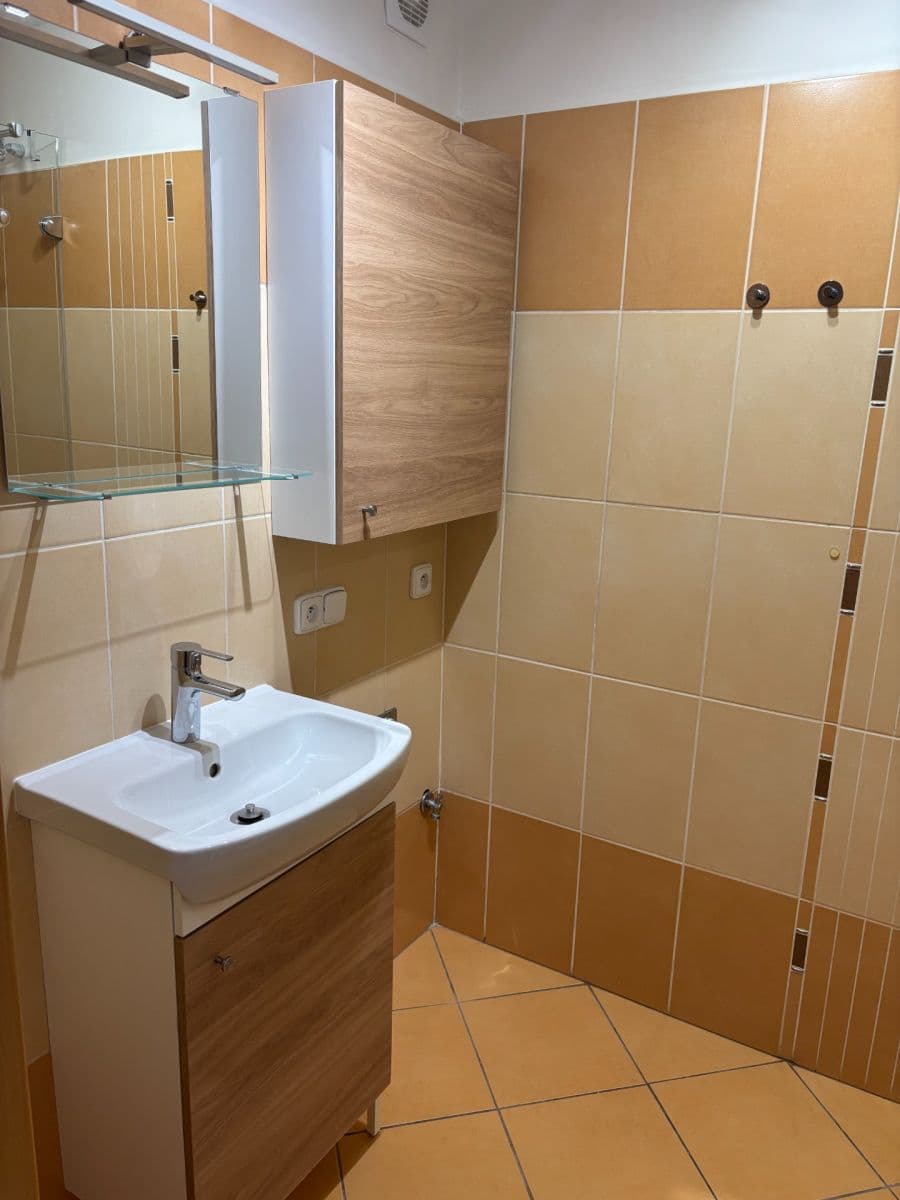 2 bedroom flat to rent, 58 m², Lihovarská, Prague, Prague 2 bedroom flat to rent, 58 m², Lihovarská, Prague, Prague