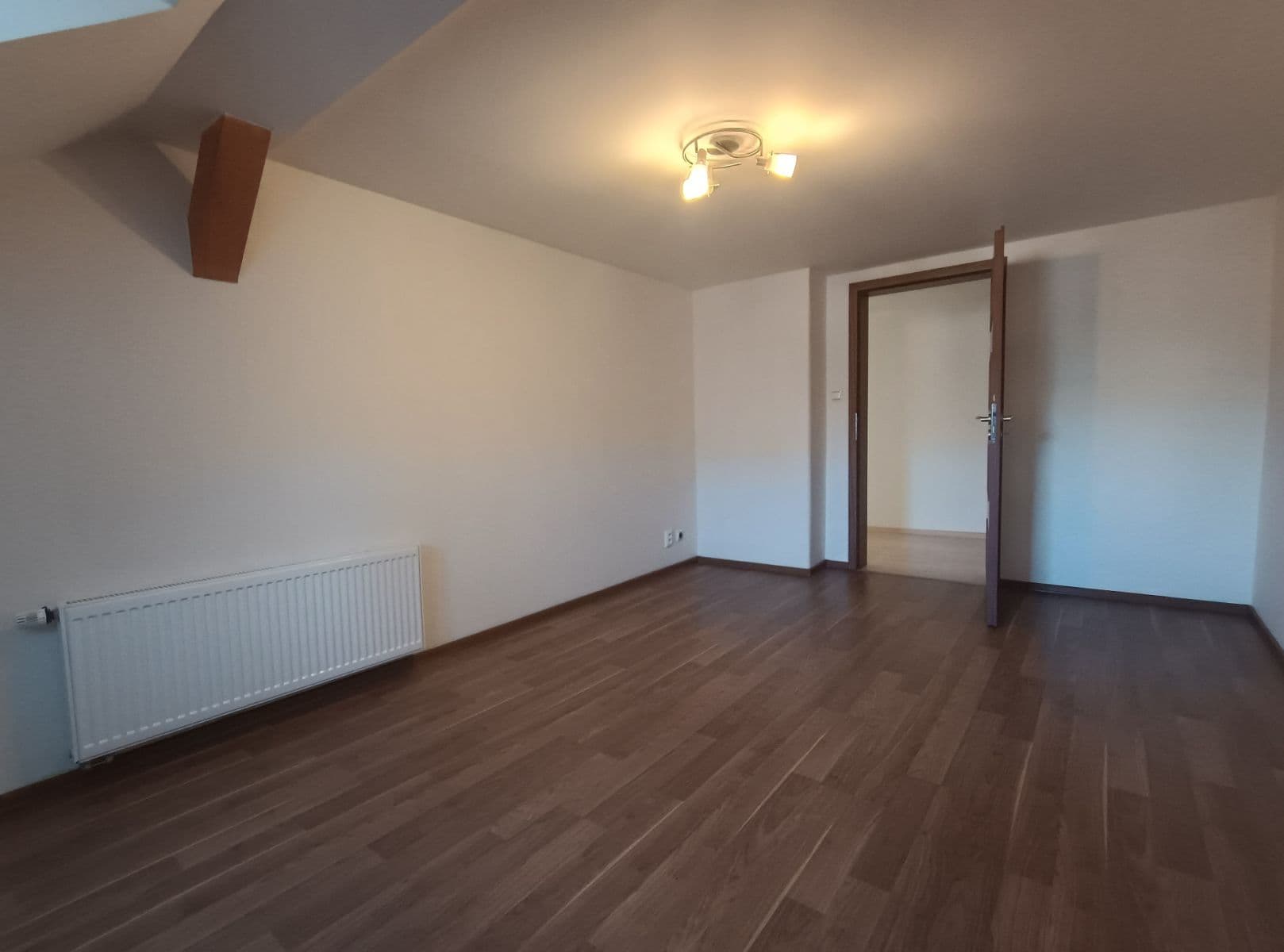 2 bedroom with open-plan kitchen flat to rent, 100 m², 8. března, Liberec, Liberecký Region 2 bedroom with open-plan kitchen flat to rent, 100 m², 8. března, Liberec, Liberecký Region