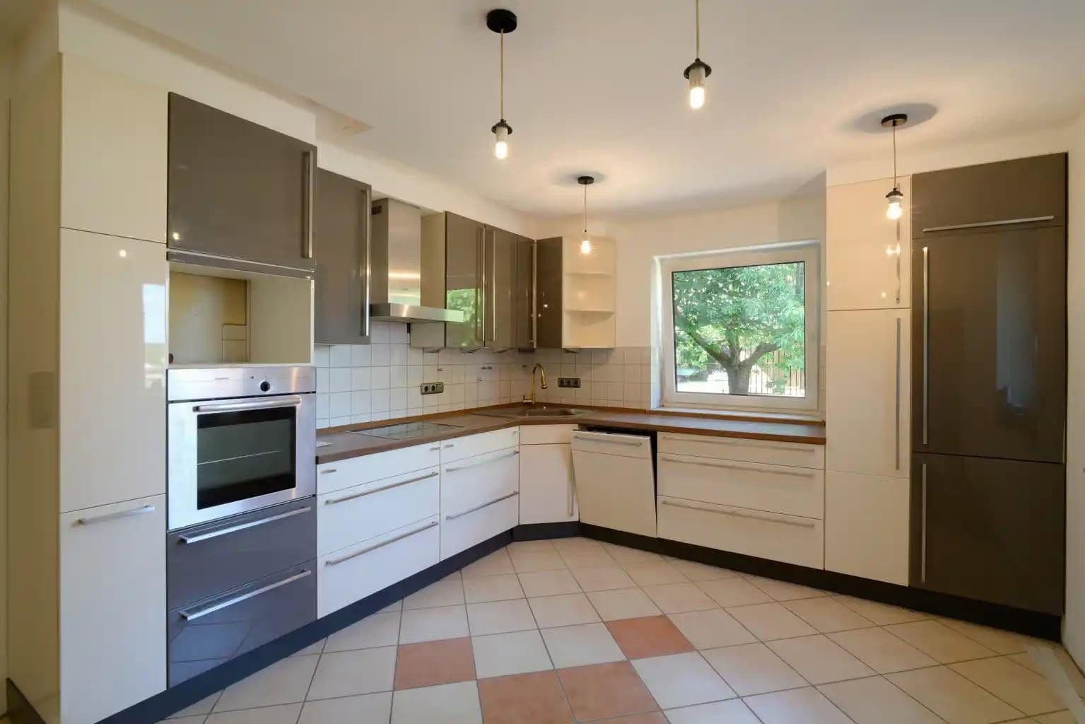 house for sale, 280 m², Bergen, Lower Saxony house for sale, 280 m², Bergen, Lower Saxony