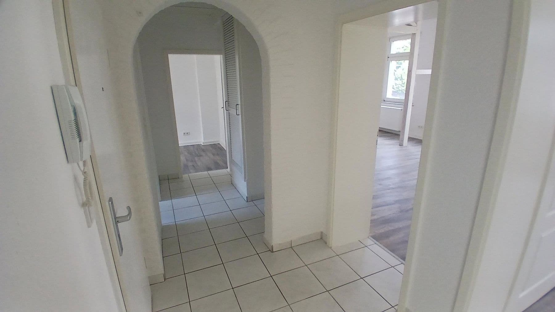 3 bedroom flat to rent, 89 m², Voswinckelstraße 23, Wuppertal, North Rhine-Westphalia 3 bedroom flat to rent, 89 m², Voswinckelstraße 23, Wuppertal, North Rhine-Westphalia