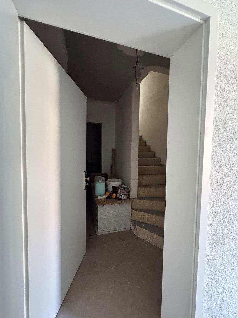 4 bedroom flat to rent, 99 m², Flörsheim, Hesse 4 bedroom flat to rent, 99 m², Flörsheim, Hesse