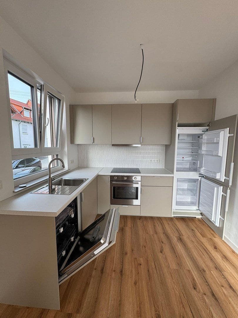 4 bedroom flat to rent, 99 m², Flörsheim, Hesse 4 bedroom flat to rent, 99 m², Flörsheim, Hesse