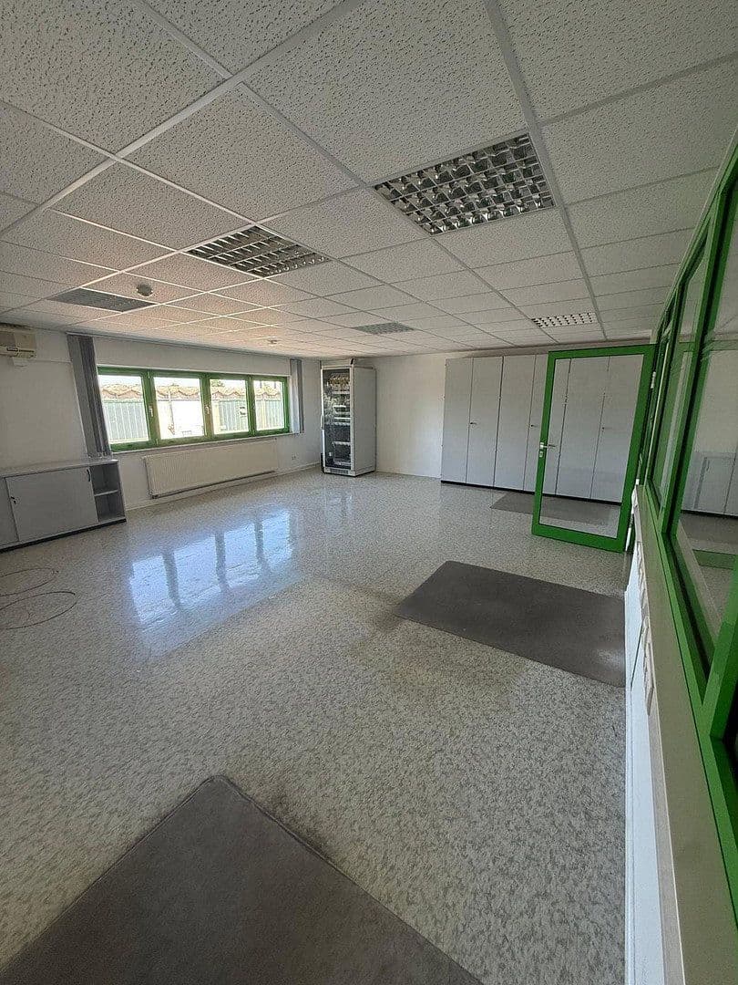 office to rent, 400 m², Hohendorfer Marke 1, Merseburg, Saxony-Anhalt office to rent, 400 m², Hohendorfer Marke 1, Merseburg, Saxony-Anhalt