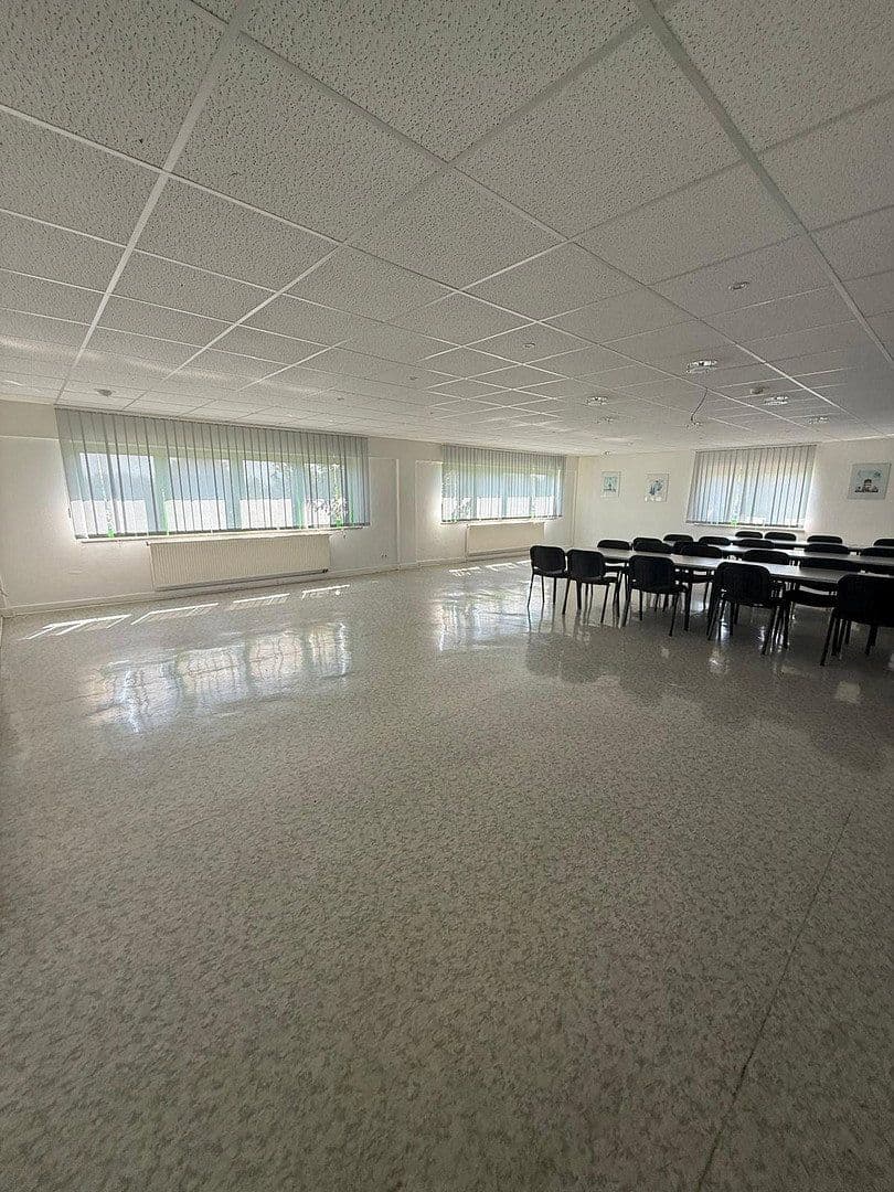 office to rent, 400 m², Hohendorfer Marke 1, Merseburg, Saxony-Anhalt office to rent, 400 m², Hohendorfer Marke 1, Merseburg, Saxony-Anhalt