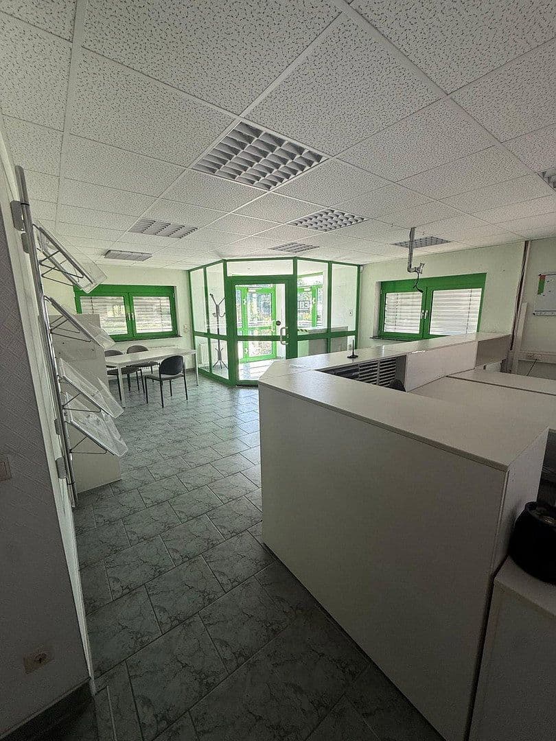 office to rent, 400 m², Hohendorfer Marke 1, Merseburg, Saxony-Anhalt office to rent, 400 m², Hohendorfer Marke 1, Merseburg, Saxony-Anhalt