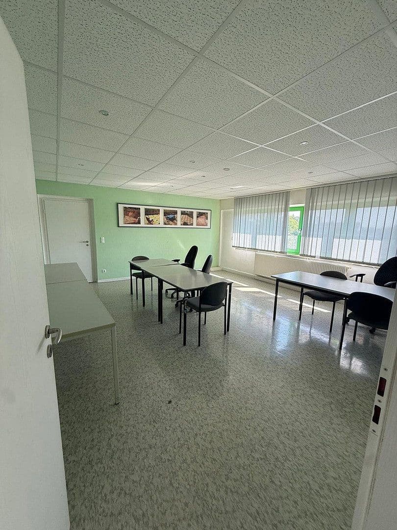 office to rent, 400 m², Hohendorfer Marke 1, Merseburg, Saxony-Anhalt office to rent, 400 m², Hohendorfer Marke 1, Merseburg, Saxony-Anhalt