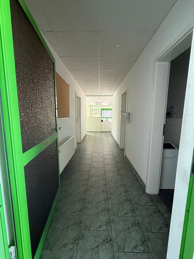 office to rent, 400 m², Hohendorfer Marke 1, Merseburg, Saxony-Anhalt office to rent, 400 m², Hohendorfer Marke 1, Merseburg, Saxony-Anhalt