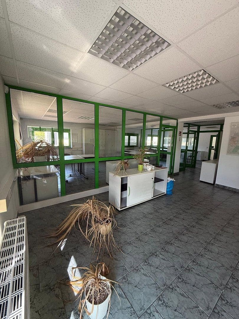 office to rent, 400 m², Hohendorfer Marke 1, Merseburg, Saxony-Anhalt office to rent, 400 m², Hohendorfer Marke 1, Merseburg, Saxony-Anhalt