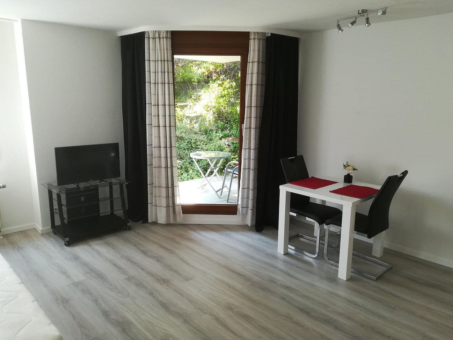 Studio flat to rent, 41 m², Grabenstr. 30, Weissach, Baden-Württemberg Studio flat to rent, 41 m², Grabenstr. 30, Weissach, Baden-Württemberg