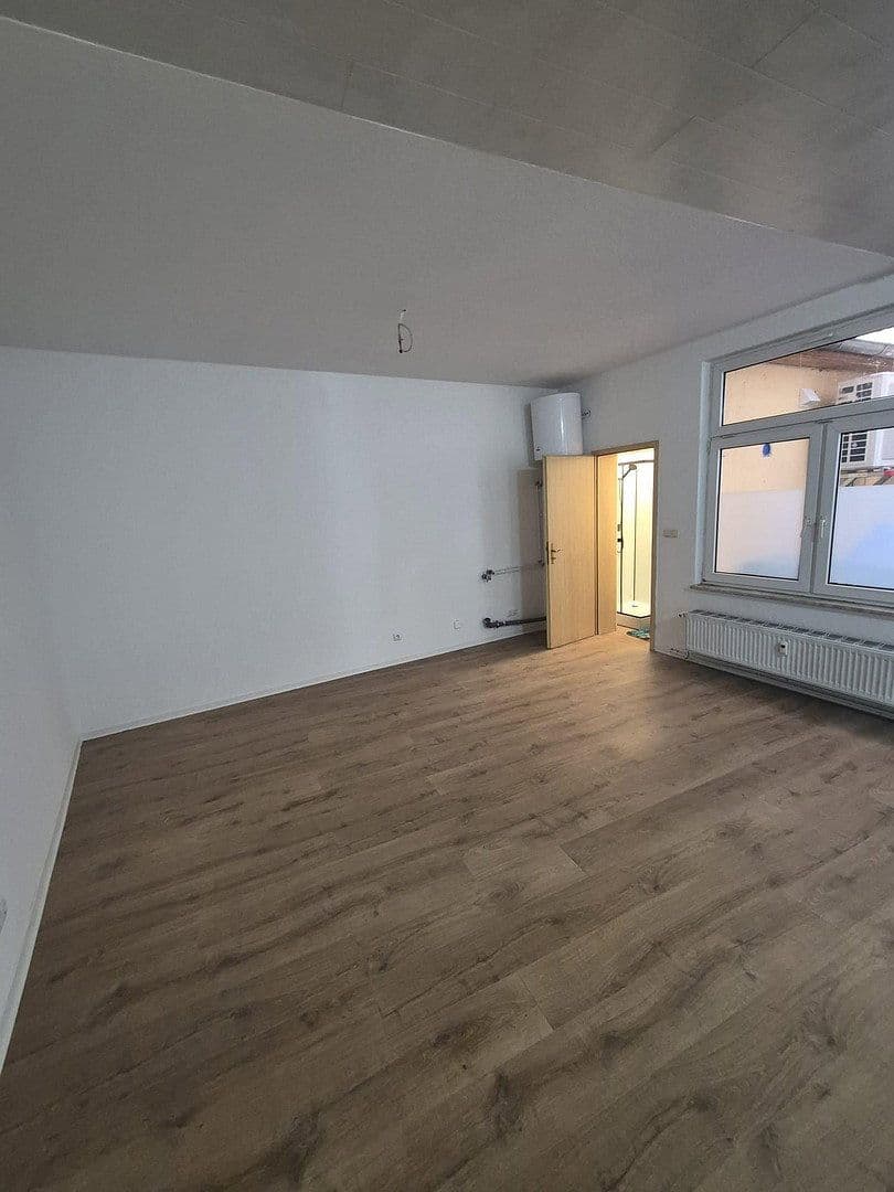 1 bedroom with open-plan kitchen flat to rent, 73 m², Darrplatz 13, Apolda, Thuringia 1 bedroom with open-plan kitchen flat to rent, 73 m², Darrplatz 13, Apolda, Thuringia