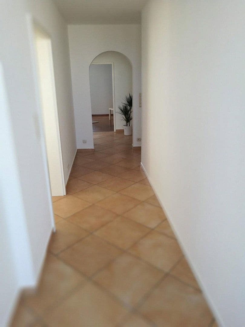 3 bedroom flat for sale, 101 m², Offenbach am Main, Hesse 3 bedroom flat for sale, 101 m², Offenbach am Main, Hesse