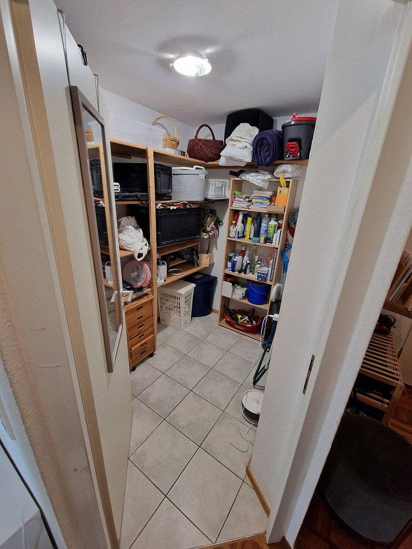 2 bedroom with open-plan kitchen flat to rent, 98 m², Hauptstrasse 90, Winnenden, Baden-Württemberg 2 bedroom with open-plan kitchen flat to rent, 98 m², Hauptstrasse 90, Winnenden, Baden-Württemberg