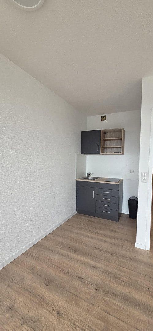 1 bedroom flat to rent, 37 m², Neusalzer Straße 77, Offenbach am Main, Hesse 1 bedroom flat to rent, 37 m², Neusalzer Straße 77, Offenbach am Main, Hesse