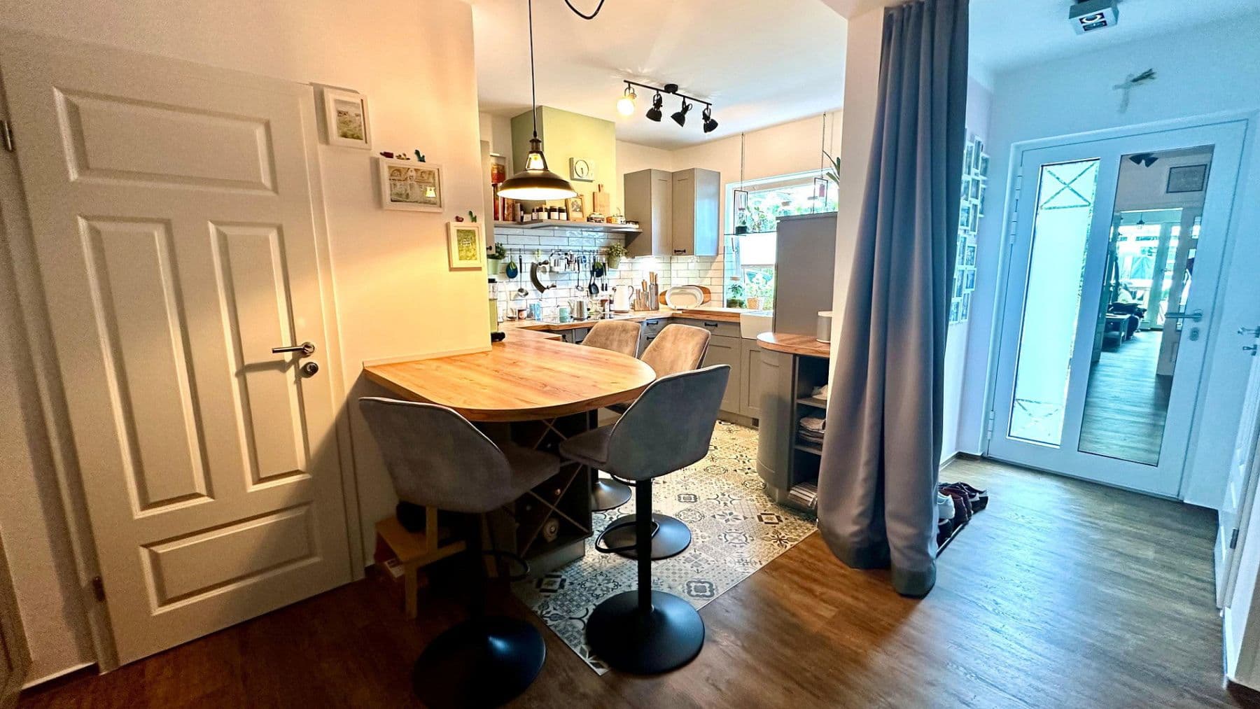 house for sale, 160 m², Bassenheim, Rhineland-Palatinate house for sale, 160 m², Bassenheim, Rhineland-Palatinate