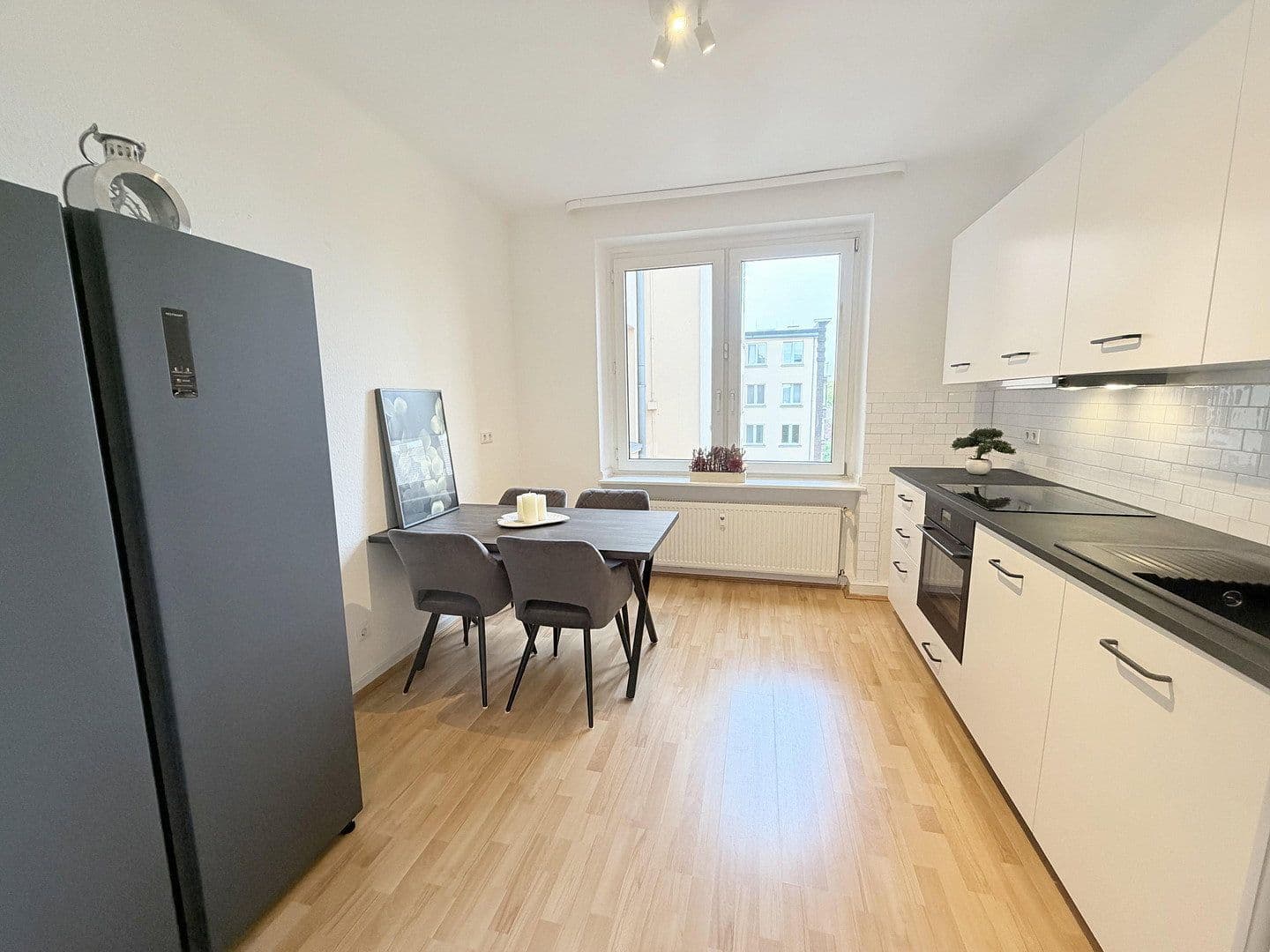 flat to rent, 95 m², Uerdinger Str., Düsseldorf, North Rhine-Westphalia flat to rent, 95 m², Uerdinger Str., Düsseldorf, North Rhine-Westphalia