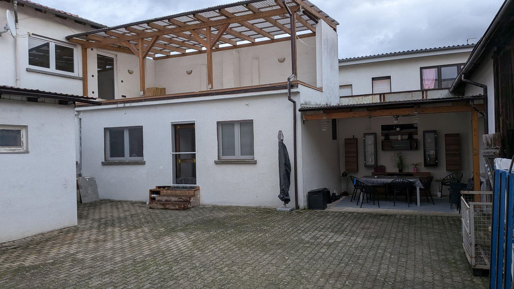 house for sale, 193 m², Oberhausen-Rheinhausen, Baden-Württemberg house for sale, 193 m², Oberhausen-Rheinhausen, Baden-Württemberg