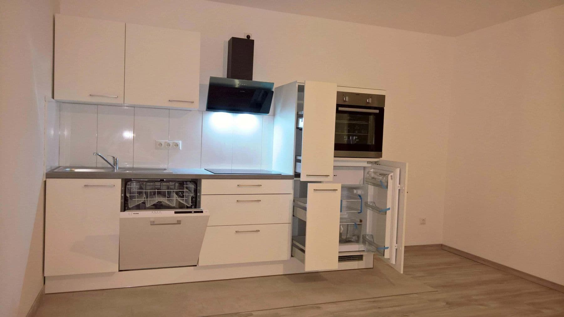 3 bedroom flat to rent, 60 m², Kelsterbach, Hesse 3 bedroom flat to rent, 60 m², Kelsterbach, Hesse