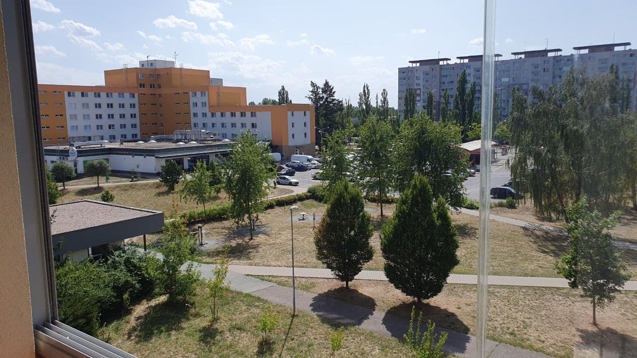 Studio flat to rent, 32 m², Jana Masaryka, Hradec Králové, Královéhradecký Region Studio flat to rent, 32 m², Jana Masaryka, Hradec Králové, Královéhradecký Region