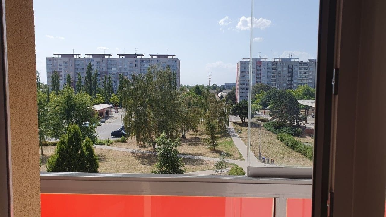 Studio flat to rent, 32 m², Jana Masaryka, Hradec Králové, Královéhradecký Region Studio flat to rent, 32 m², Jana Masaryka, Hradec Králové, Královéhradecký Region