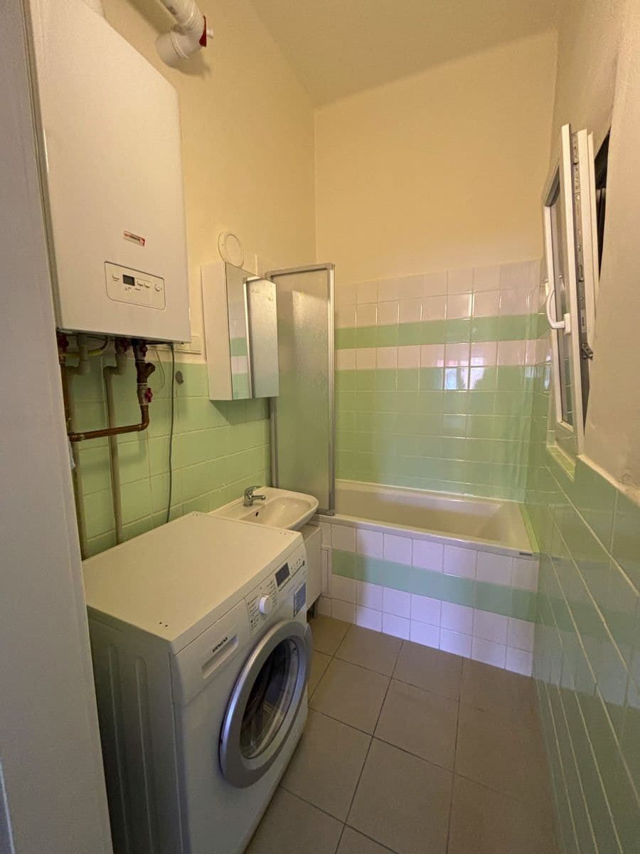 2 bedroom flat to rent, 65 m², Jiráskova, Pardubice, Pardubický Region 2 bedroom flat to rent, 65 m², Jiráskova, Pardubice, Pardubický Region