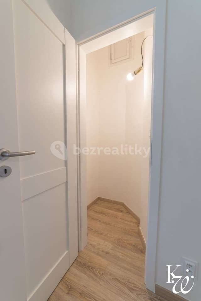 2 bedroom flat to rent, 47 m², U Družstev, Prague, Prague 2 bedroom flat to rent, 47 m², U Družstev, Prague, Prague