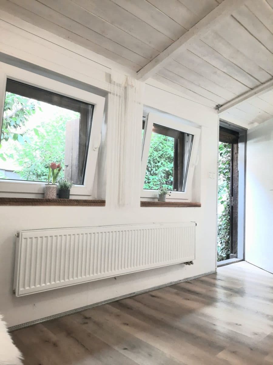Studio flat to rent, 16 m², Vlkova, Prague, Prague Studio flat to rent, 16 m², Vlkova, Prague, Prague