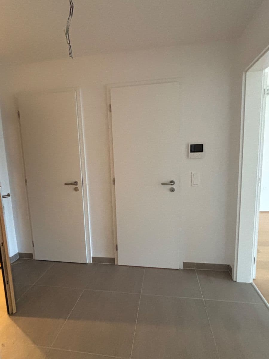 2 bedroom with open-plan kitchen flat to rent, 100 m², Za Pískovnou, Prague, Prague 2 bedroom with open-plan kitchen flat to rent, 100 m², Za Pískovnou, Prague, Prague