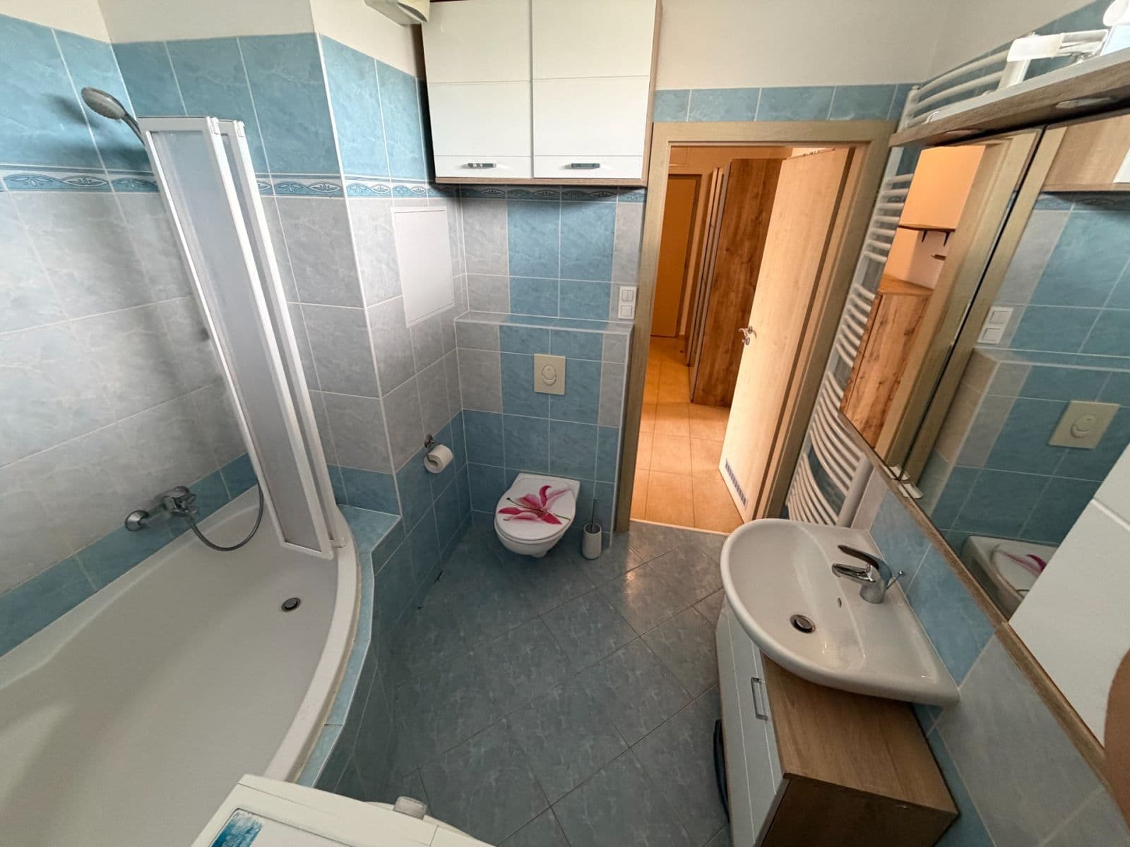 1 bedroom with open-plan kitchen flat to rent, 49 m², Hornoměcholupská, Prague, Prague 1 bedroom with open-plan kitchen flat to rent, 49 m², Hornoměcholupská, Prague, Prague