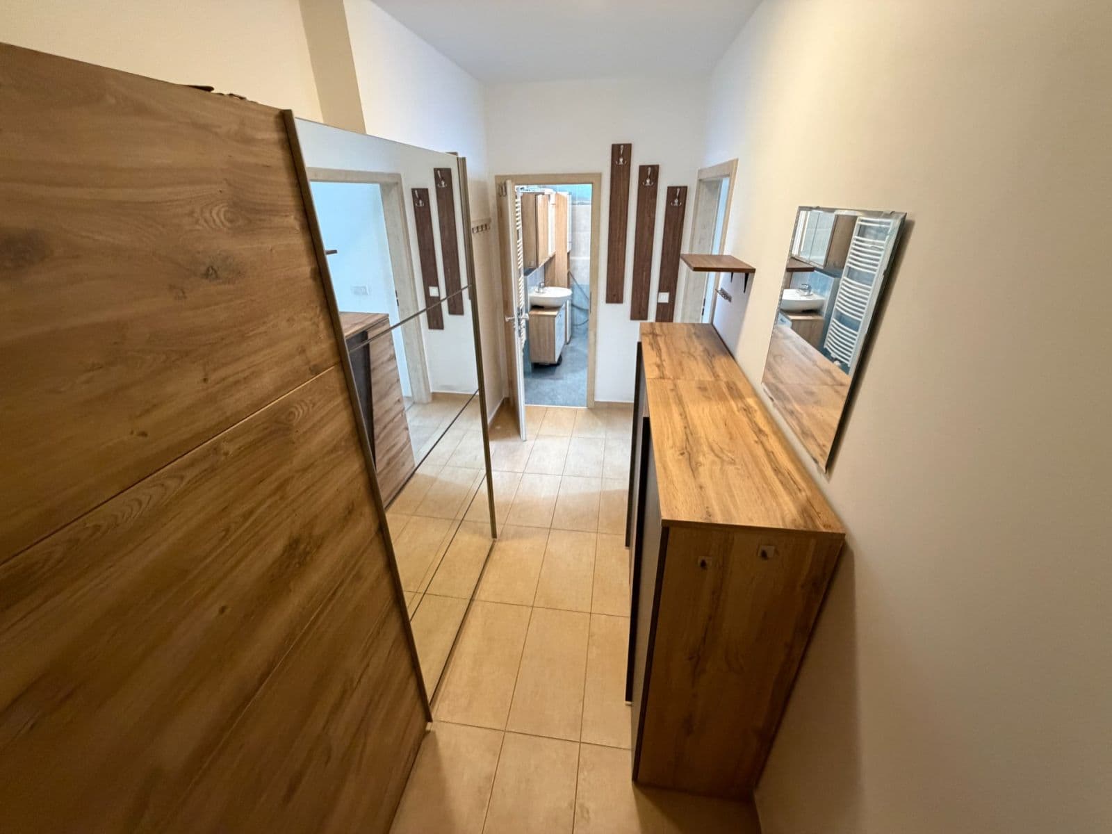 1 bedroom with open-plan kitchen flat to rent, 49 m², Hornoměcholupská, Prague, Prague 1 bedroom with open-plan kitchen flat to rent, 49 m², Hornoměcholupská, Prague, Prague