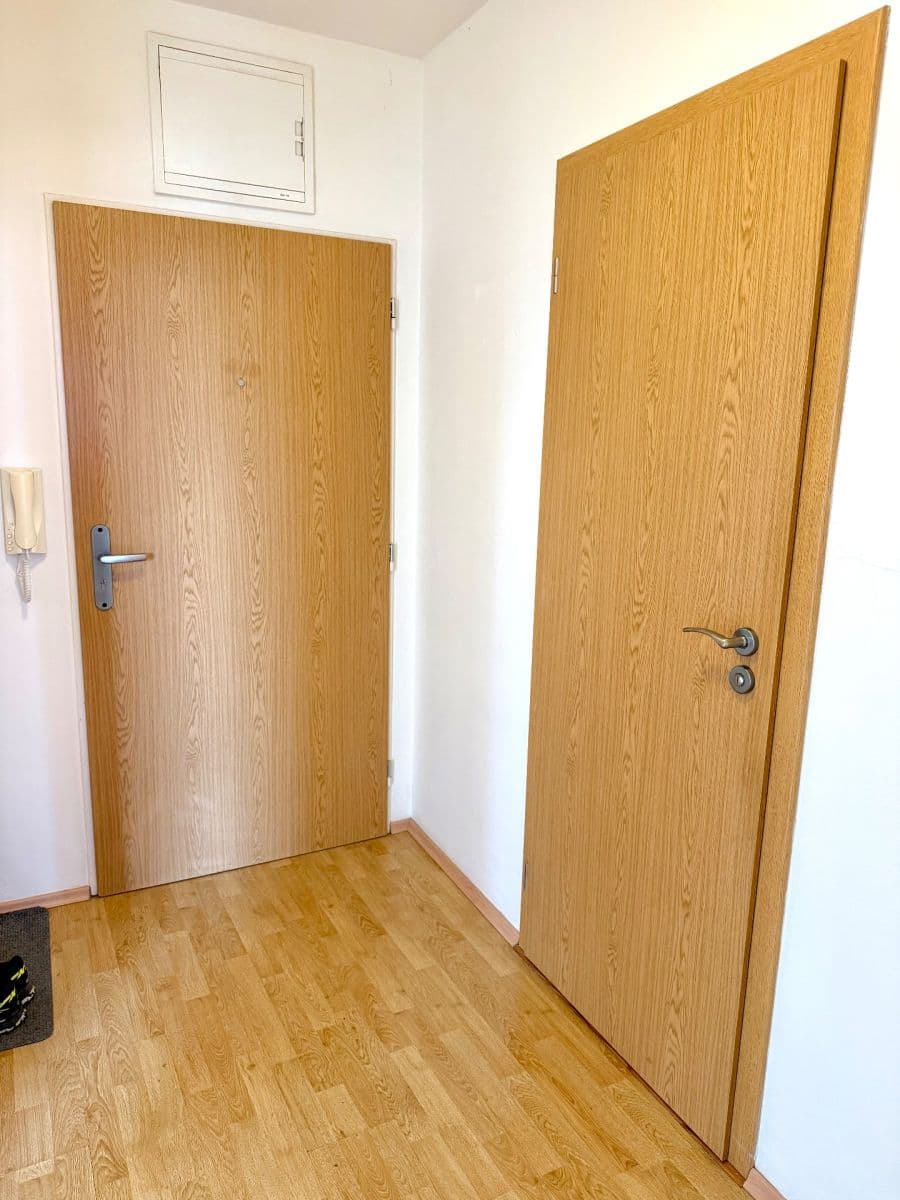 1 bedroom with open-plan kitchen flat for sale, 44 m², Sokolovská, Čelákovice, Středočeský Region 1 bedroom with open-plan kitchen flat for sale, 44 m², Sokolovská, Čelákovice, Středočeský Region