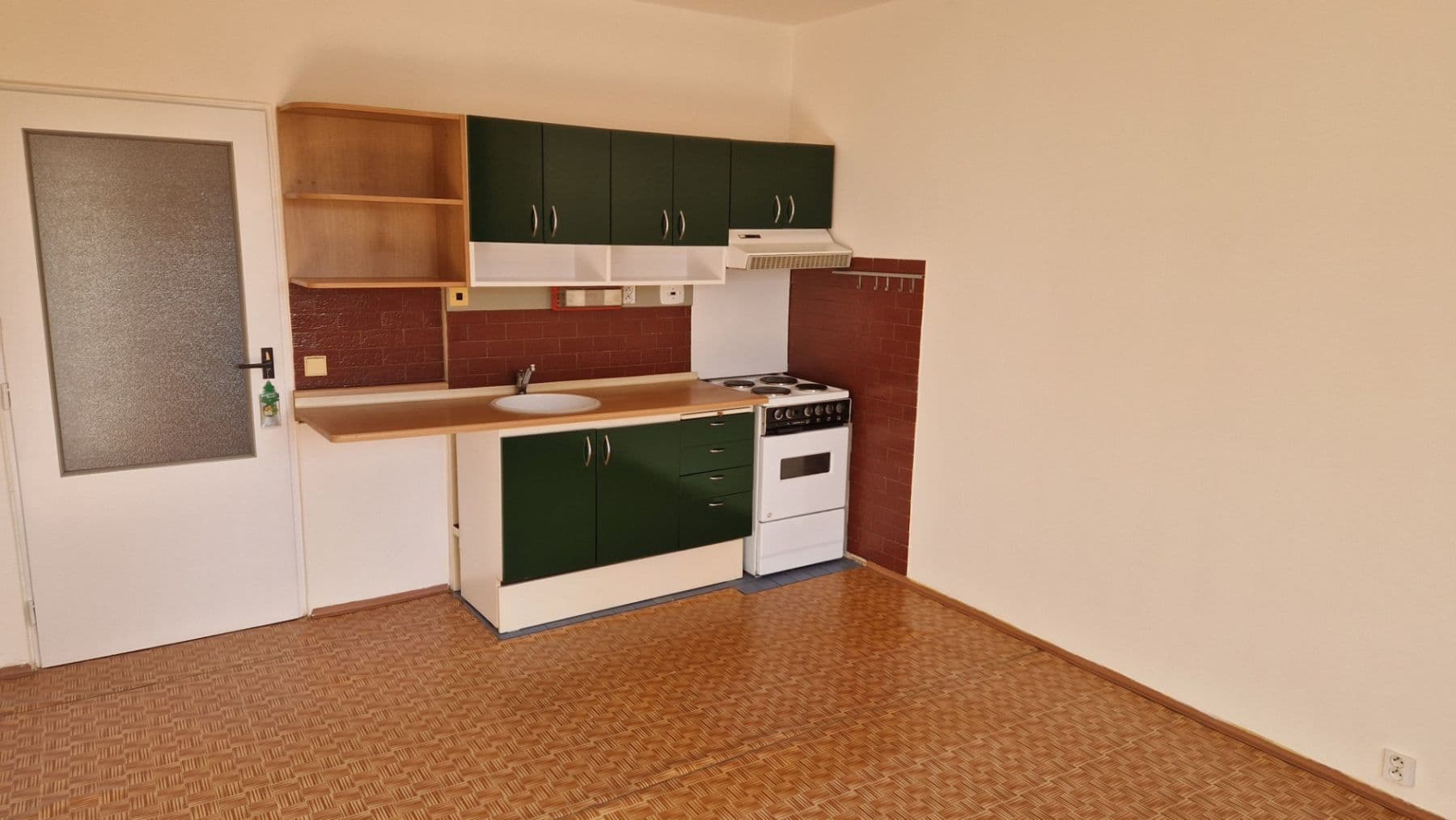1 bedroom with open-plan kitchen flat to rent, 45 m², Velkopavlovická, Brno, Jihomoravský Region 1 bedroom with open-plan kitchen flat to rent, 45 m², Velkopavlovická, Brno, Jihomoravský Region