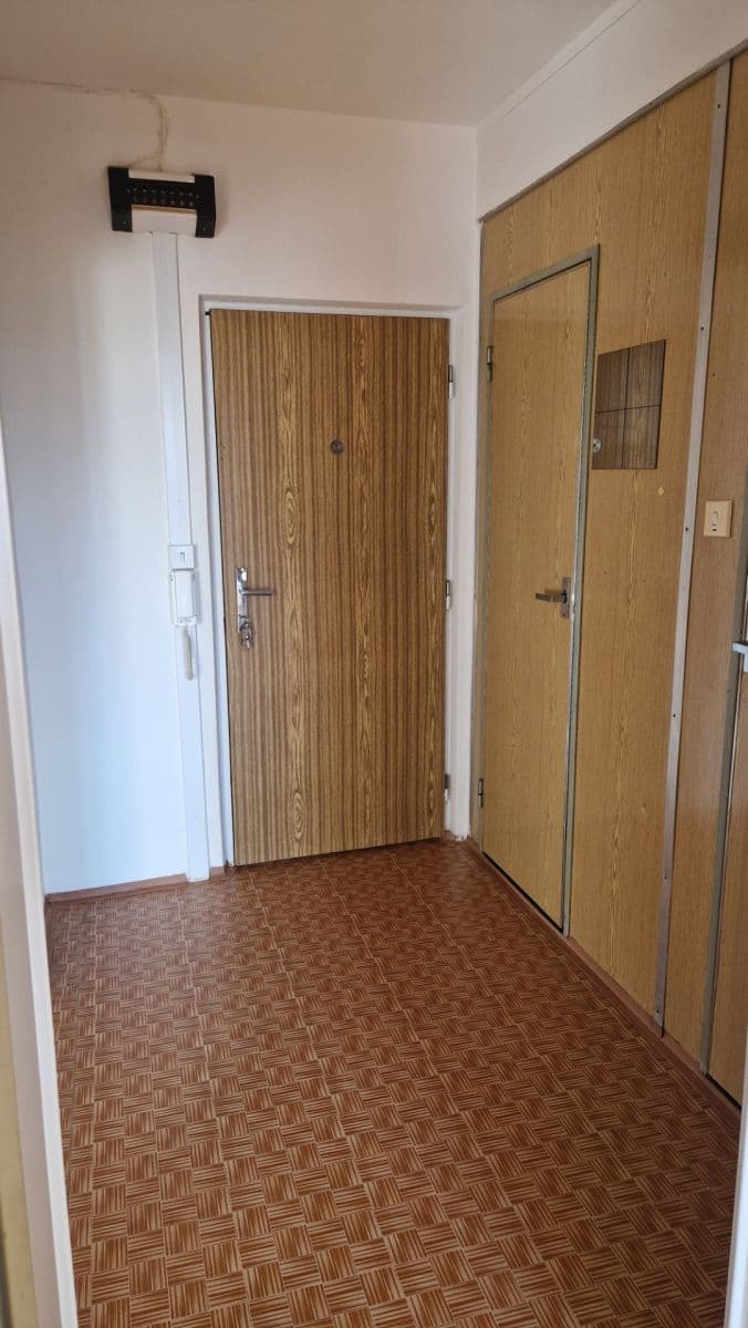 1 bedroom with open-plan kitchen flat to rent, 45 m², Velkopavlovická, Brno, Jihomoravský Region 1 bedroom with open-plan kitchen flat to rent, 45 m², Velkopavlovická, Brno, Jihomoravský Region
