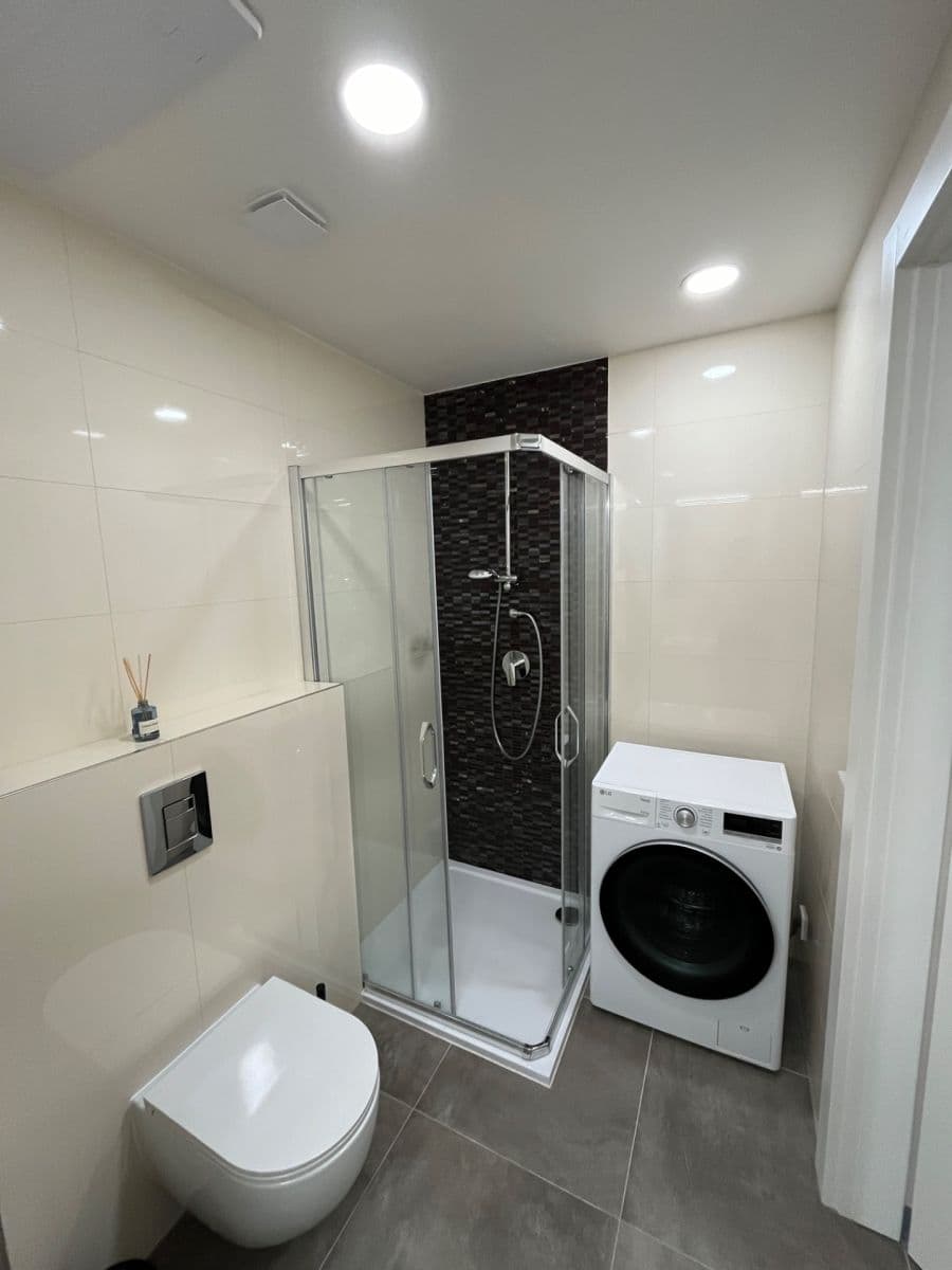 Studio flat to rent, 35 m², Vítkova, Prague, Prague Studio flat to rent, 35 m², Vítkova, Prague, Prague