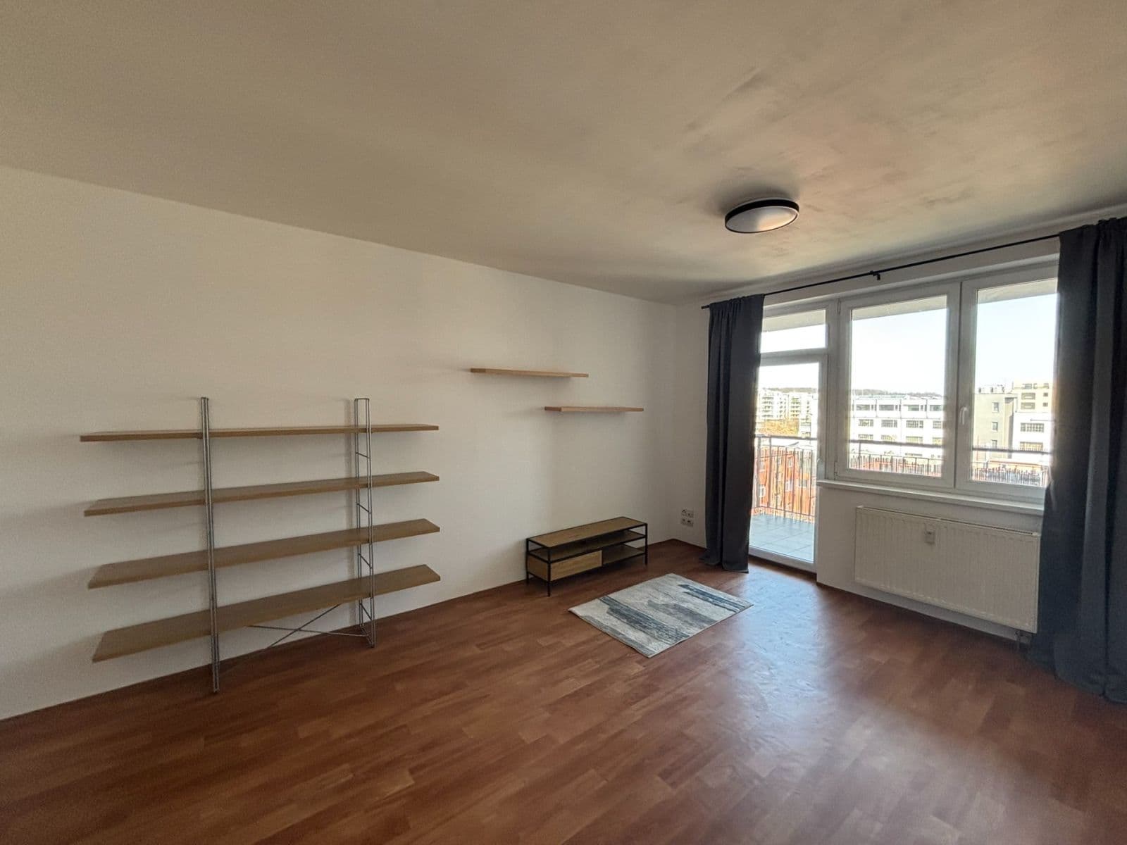 Studio flat to rent, 37 m², Podkovářská, Prague, Prague Studio flat to rent, 37 m², Podkovářská, Prague, Prague