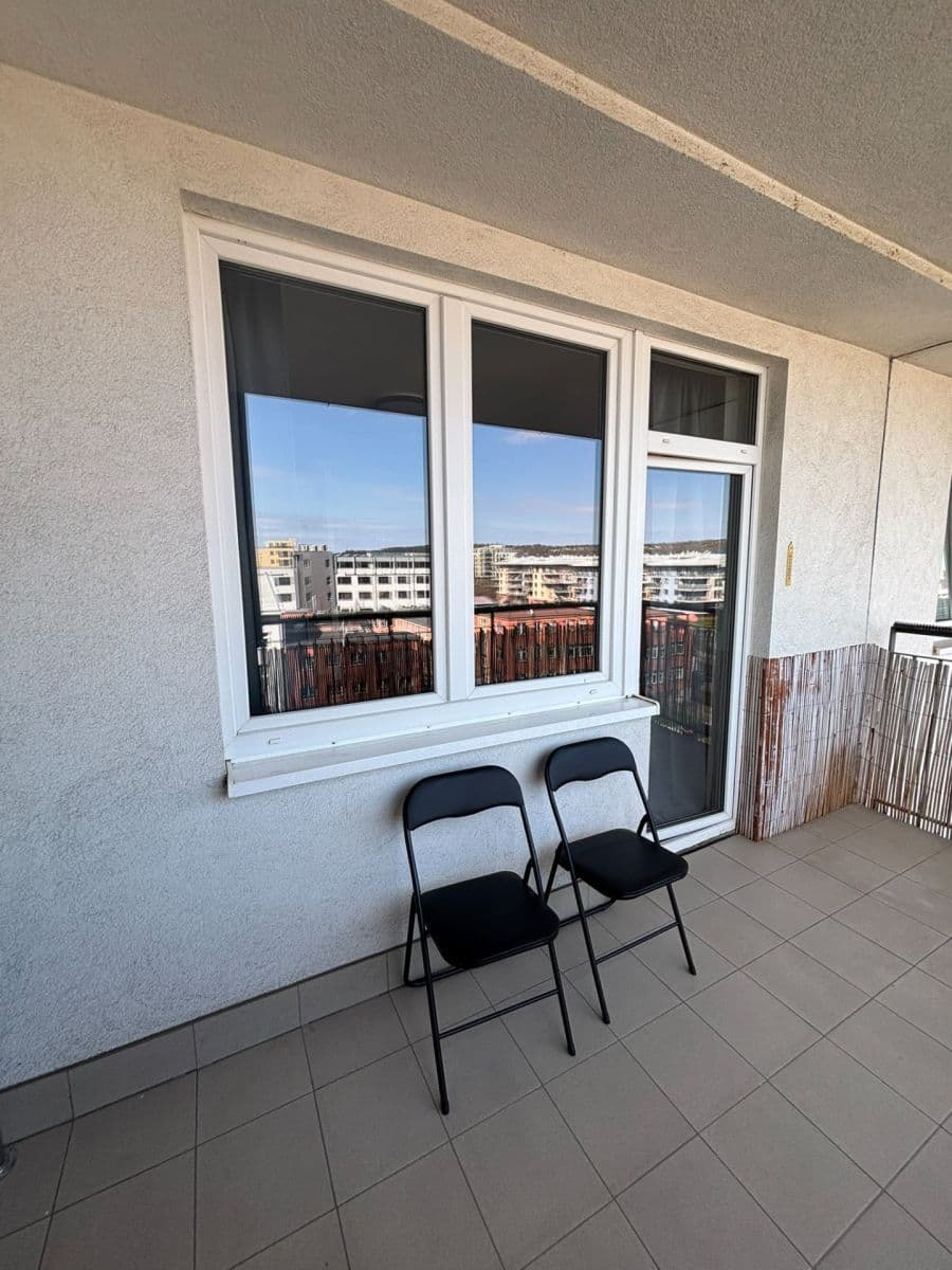 Studio flat to rent, 37 m², Podkovářská, Prague, Prague Studio flat to rent, 37 m², Podkovářská, Prague, Prague