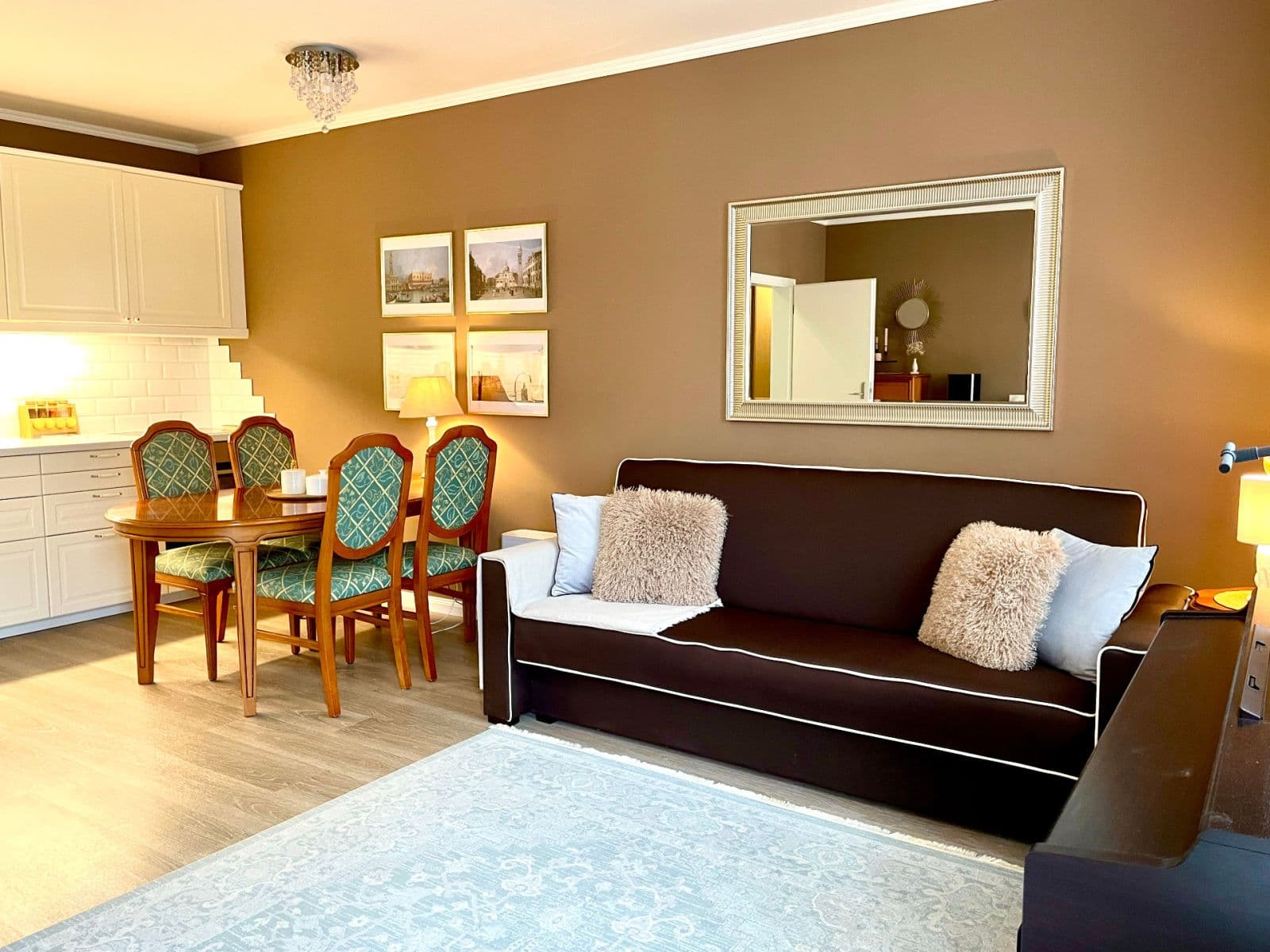 3 bedroom with open-plan kitchen flat for sale, 96 m², Zbrojnická, Karlovy Vary, Karlovarský Region 3 bedroom with open-plan kitchen flat for sale, 96 m², Zbrojnická, Karlovy Vary, Karlovarský Region