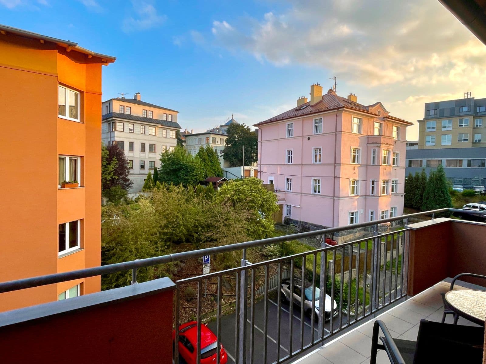 3 bedroom with open-plan kitchen flat for sale, 96 m², Zbrojnická, Karlovy Vary, Karlovarský Region 3 bedroom with open-plan kitchen flat for sale, 96 m², Zbrojnická, Karlovy Vary, Karlovarský Region